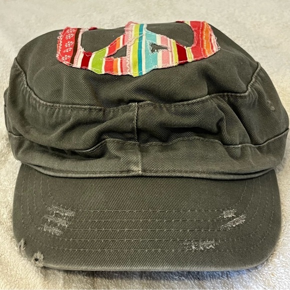 Women's Olive Green Adjustable Newsboy Cap with Colorful Peace Sign Patch - Picture 2 of 9